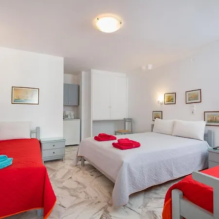 Irene Rooms Naousa Parou Exterior photo