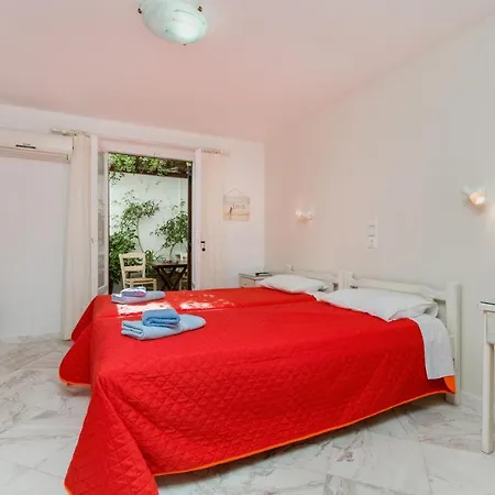 Irene Rooms Naousa Parou Exterior photo